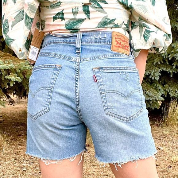 Custom Levi’s Denim Jean Cutoff Shorts Distressed Levi’s 541 32” Waist JORTS - Picture 5 of 7